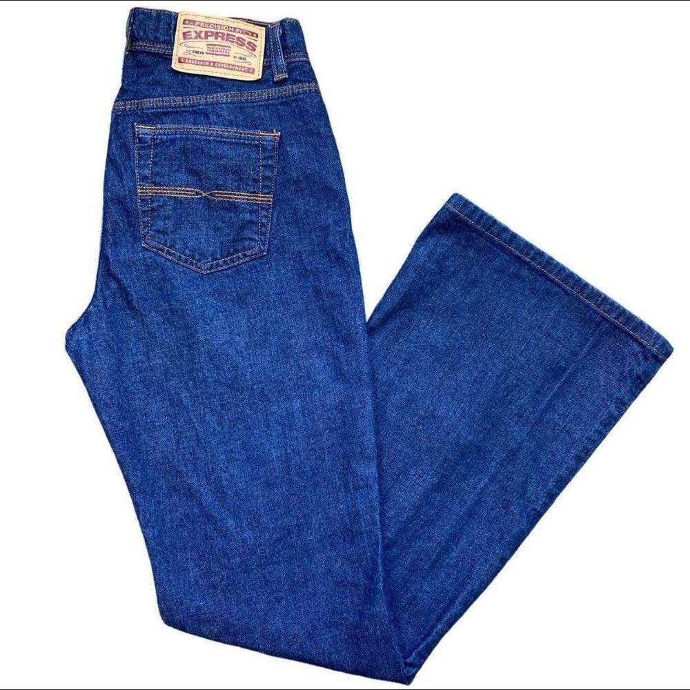 Express Women's Blue and Navy Jeans